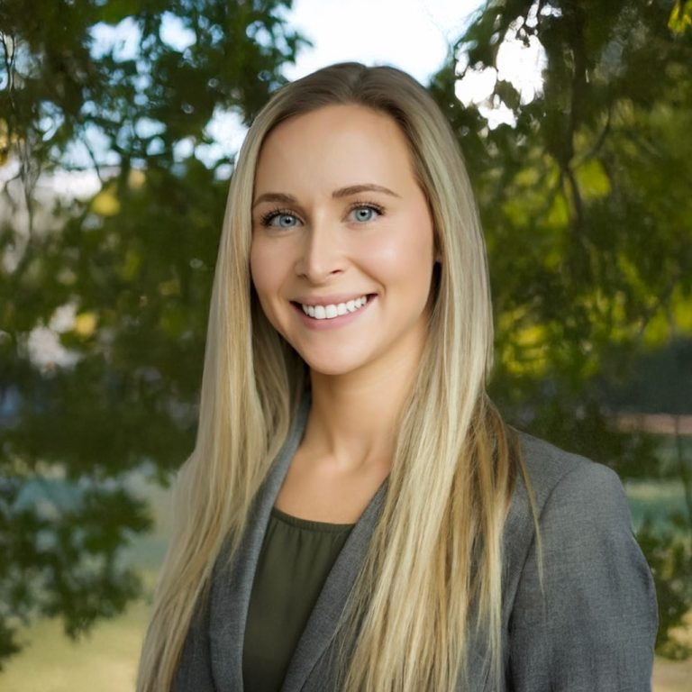 DES-Dr.-Crosby-Park-BKG-768x768